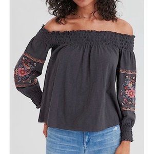 new AMERICAN EAGLE | SMOCKED BOHO OFF THE SHOULDER FLORAL EMBROIDERED TOP